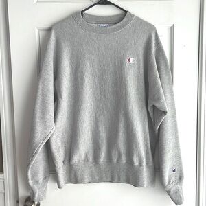 Champion Reverse Weave gray crewneck sweatshirt vintage embroidered logos